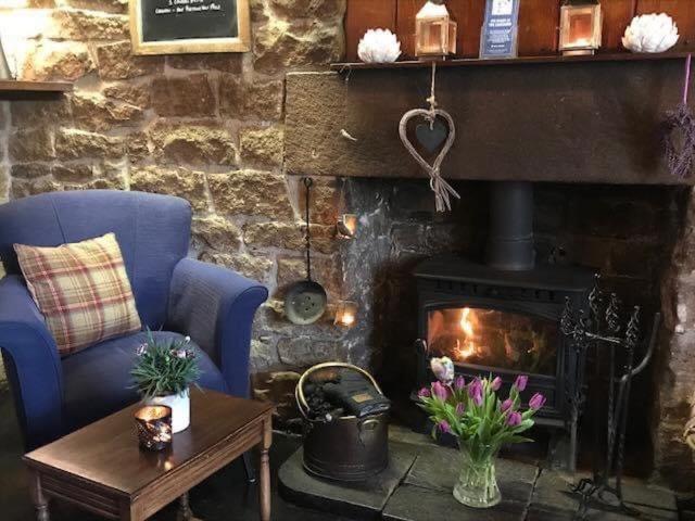 The Chequers Inn Froggatt Экстерьер фото