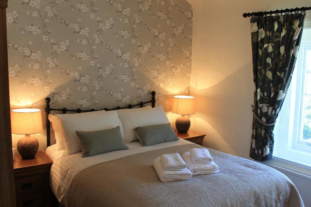 The Chequers Inn Froggatt Экстерьер фото