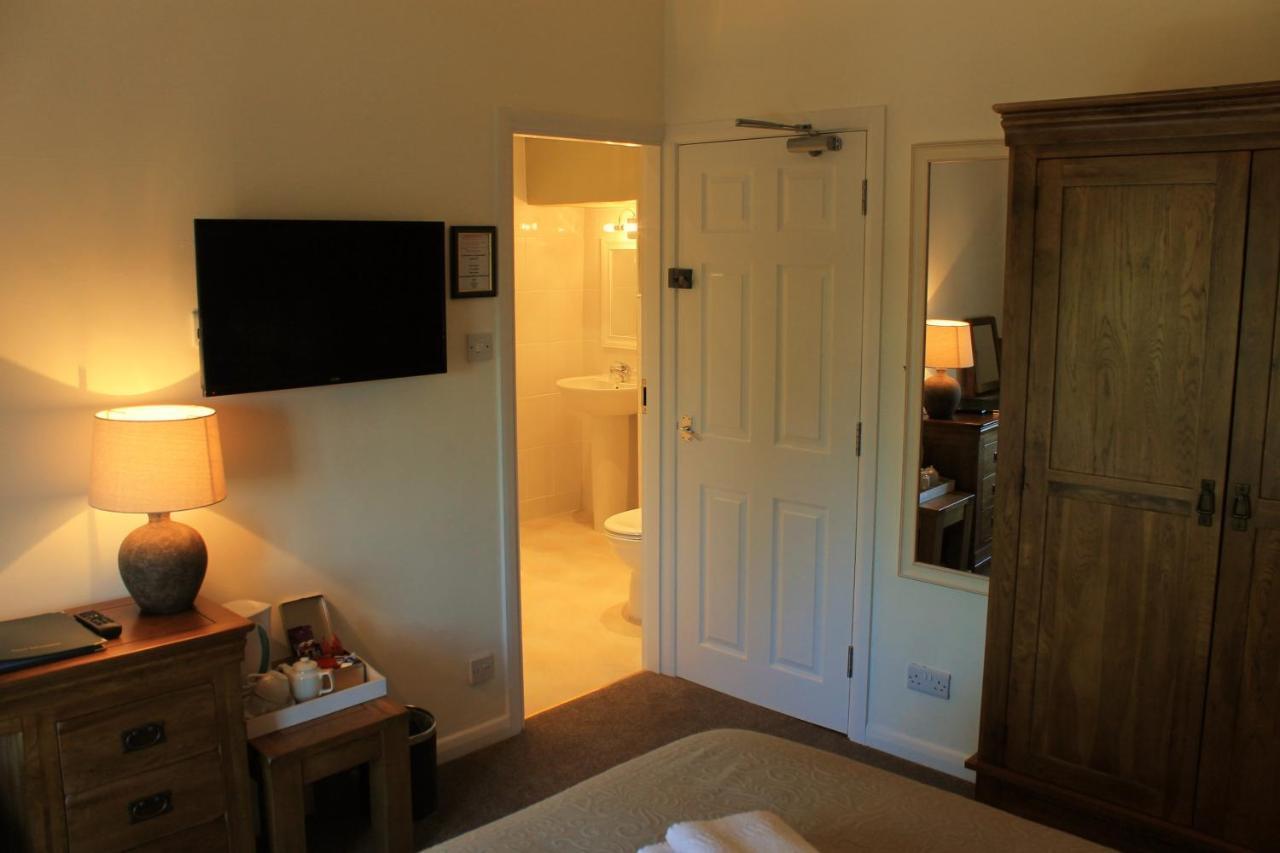 The Chequers Inn Froggatt Экстерьер фото